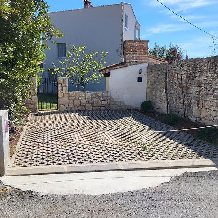 Holiday Home Mihovilovic เปรมันตูรา ภายนอก รูปภาพ